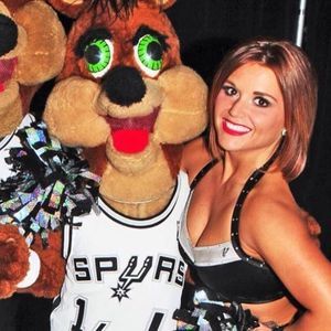 Meet your Posher, Teresa